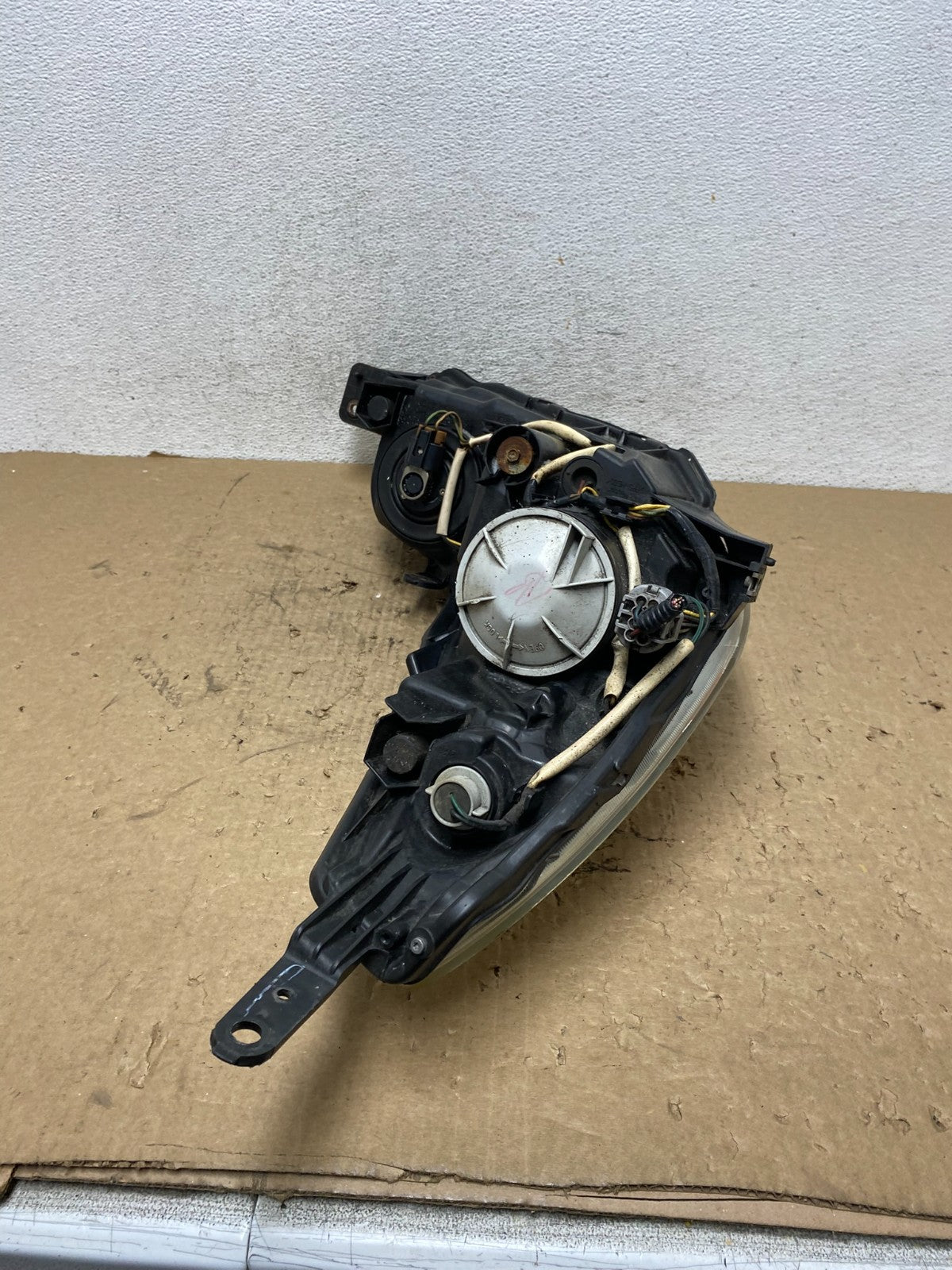 2010 2011 2012 Subaru Legacy Outback Left Driver Halogen Headlight AF8420 DW8