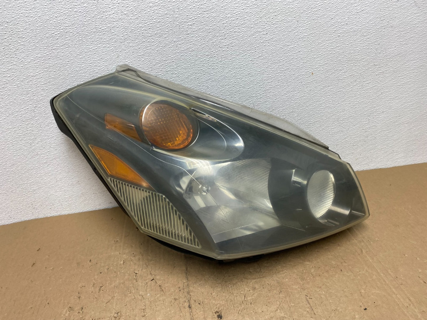2004 to 2009 Nissan Quest Right Passenger RH Black Headlight AC7253 DW0