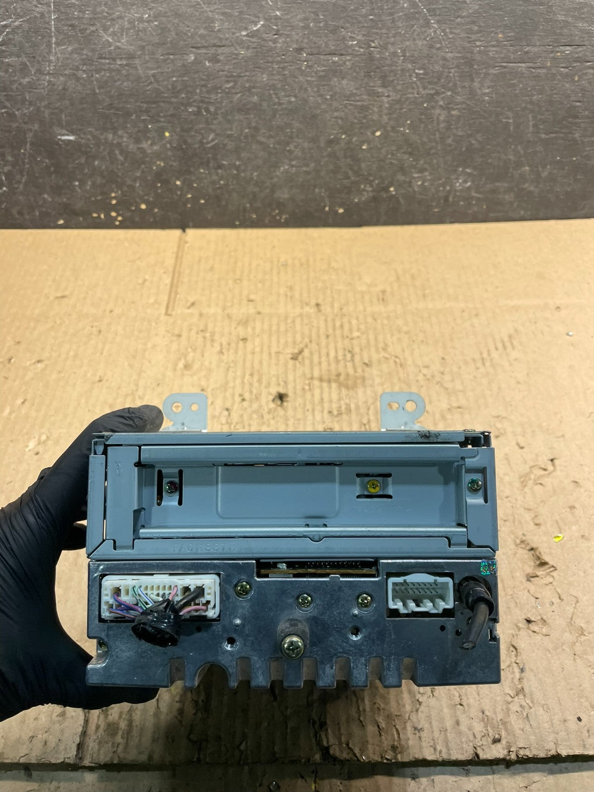 2006 Mazda MPV Stereo AM/FM Radio CD PLAYER OEM V8847 DG3
