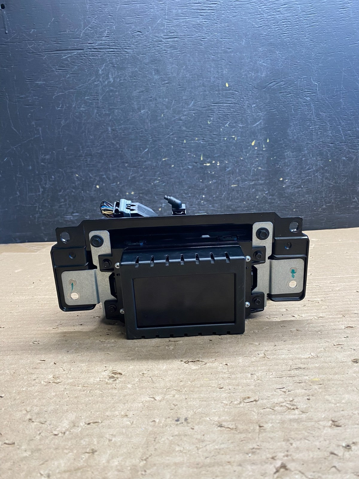 2013 to 2014 Ford Explorer Screen Communication Module DB5T-14B428-AC ag8370 DG0