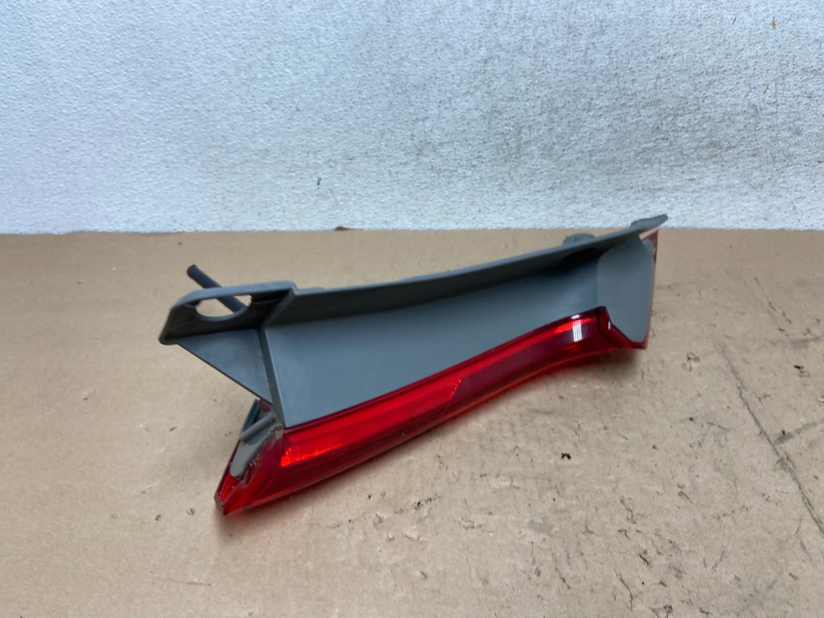 2012-2014 Honda Crv Cr-v Right Passenger Rh Side Upper Tail Light AG5698 DW4