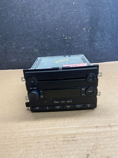 2004 to 2005 Ford F150 Radio Stereo Audio AM/FM AH1524 DG0