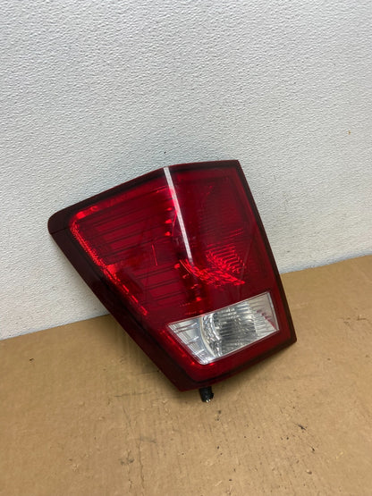 2007 2008 2009 2010 Jeep Grand Cherokee Left Driver Lh Tail Light AC8521 DW2