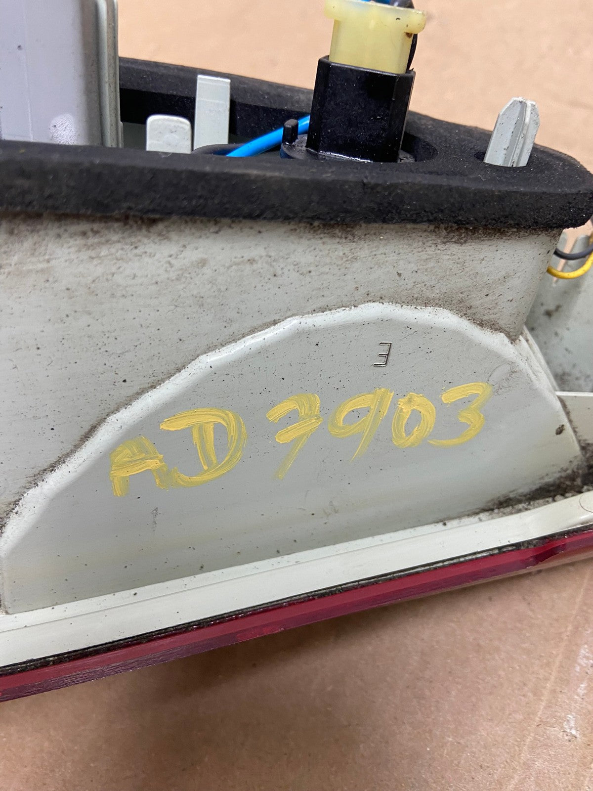 2008 to 2013 Volvo XC70 V70 Right Passenger Tail Light Upper AD7903 LK6