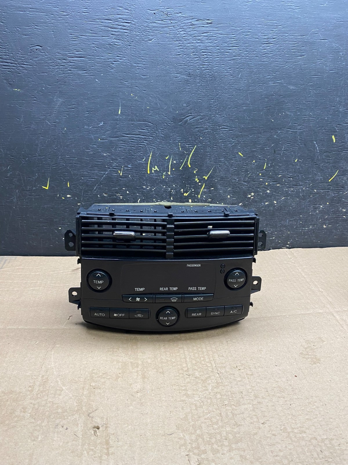 2004-2005 Toyota Sienna A/C Climate Heater Temperature Control Air Vent Y9876 DG0