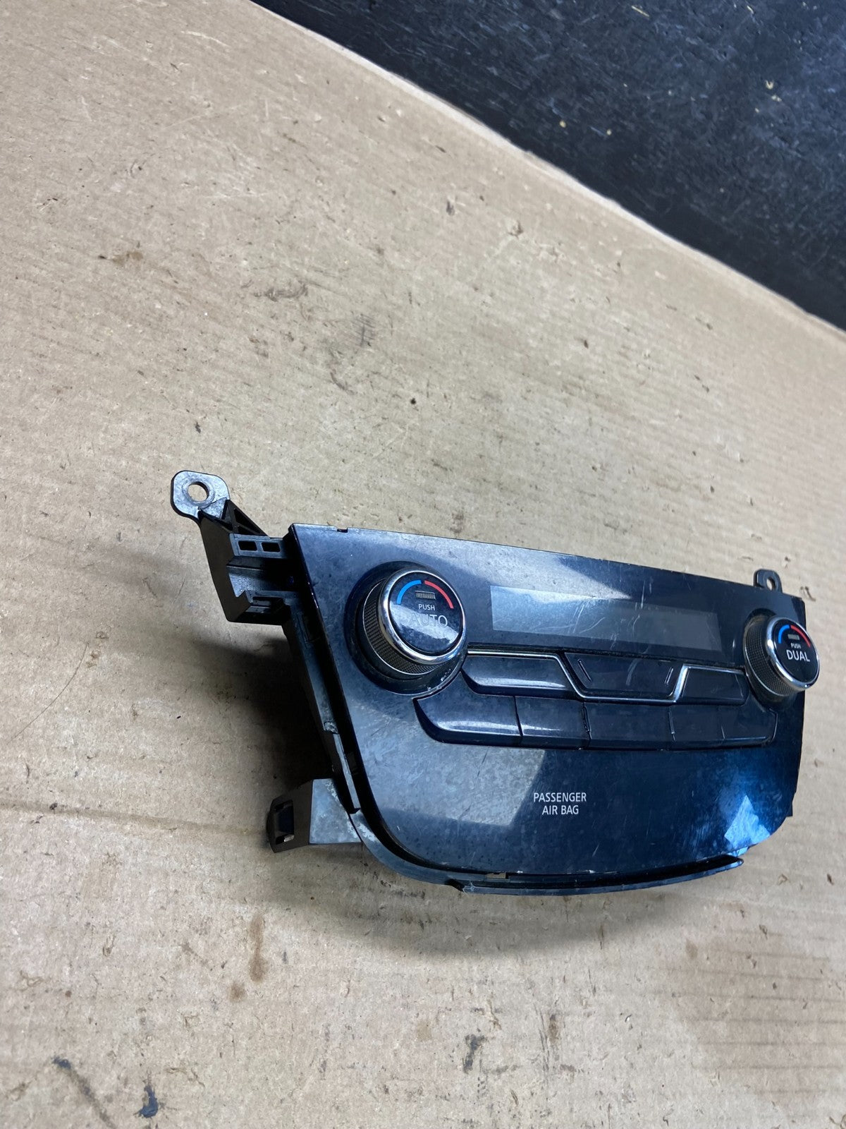 2015 - 2016 Nissan Murano Temperature Climate A/C AC Control Panel AH3777 DG4