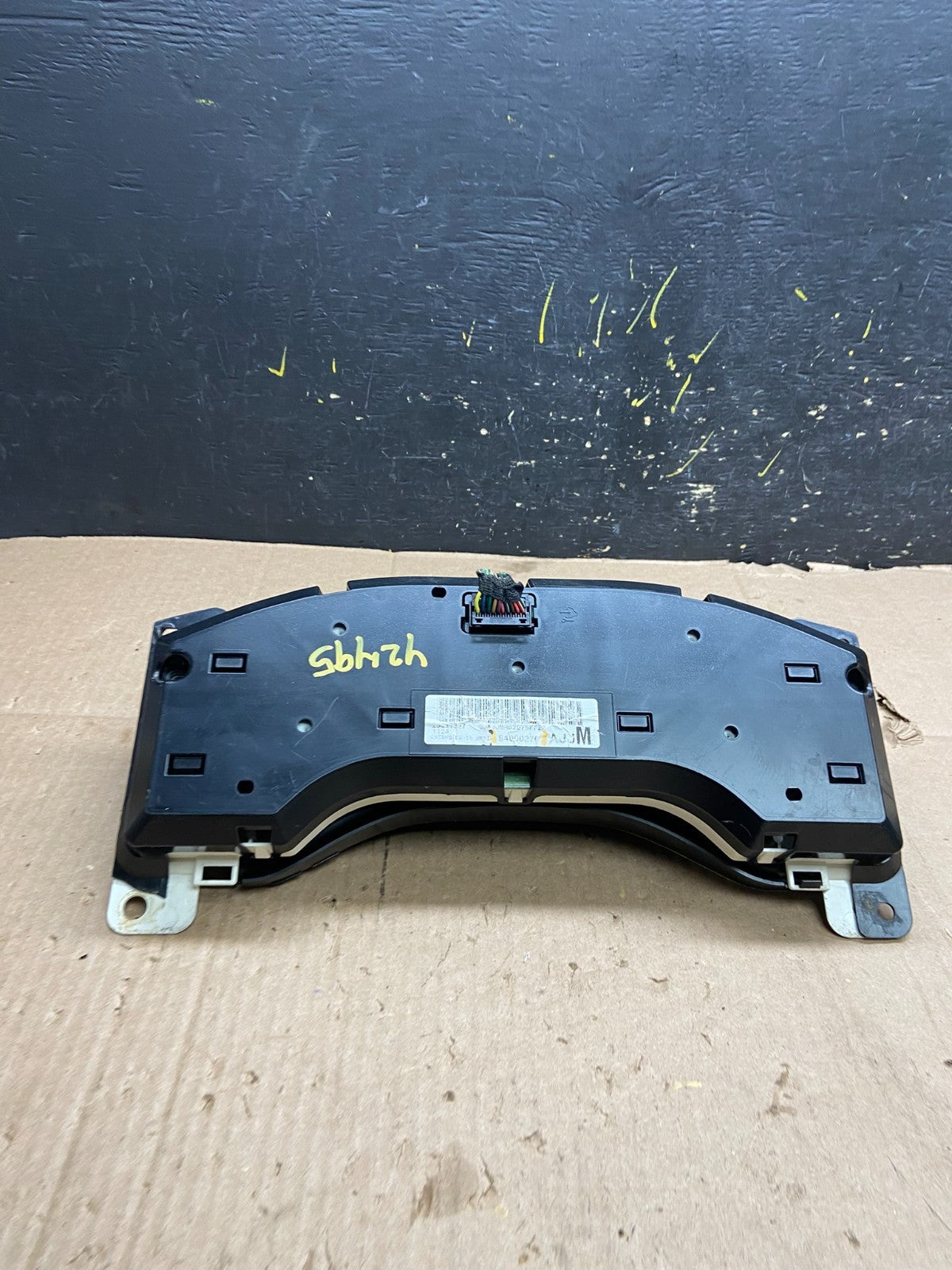 2013 to 2017 Chevrolet Express Speedometer Cluster Gauge OEM  Y2495 DG6