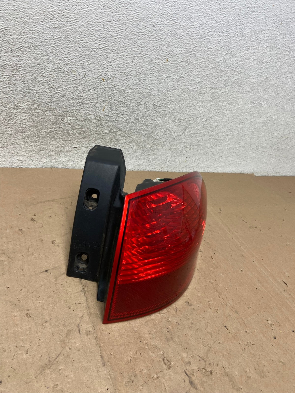 2008 to 2014 Subaru Tribeca Right Passenger RH Side Tail Light AG4949 LK1