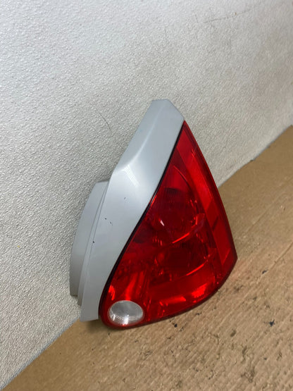 2004 2005 2006 2007 2008 Nissan Maxima Right Passenger Tail Light Oem Z3141 DW2