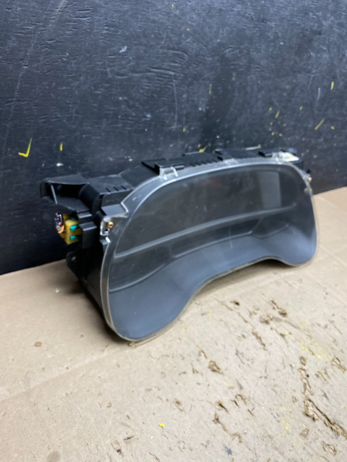 2001 to 2005 Cadillac Deville Instrument Speedometer Cluster Gauge U5521 DG2