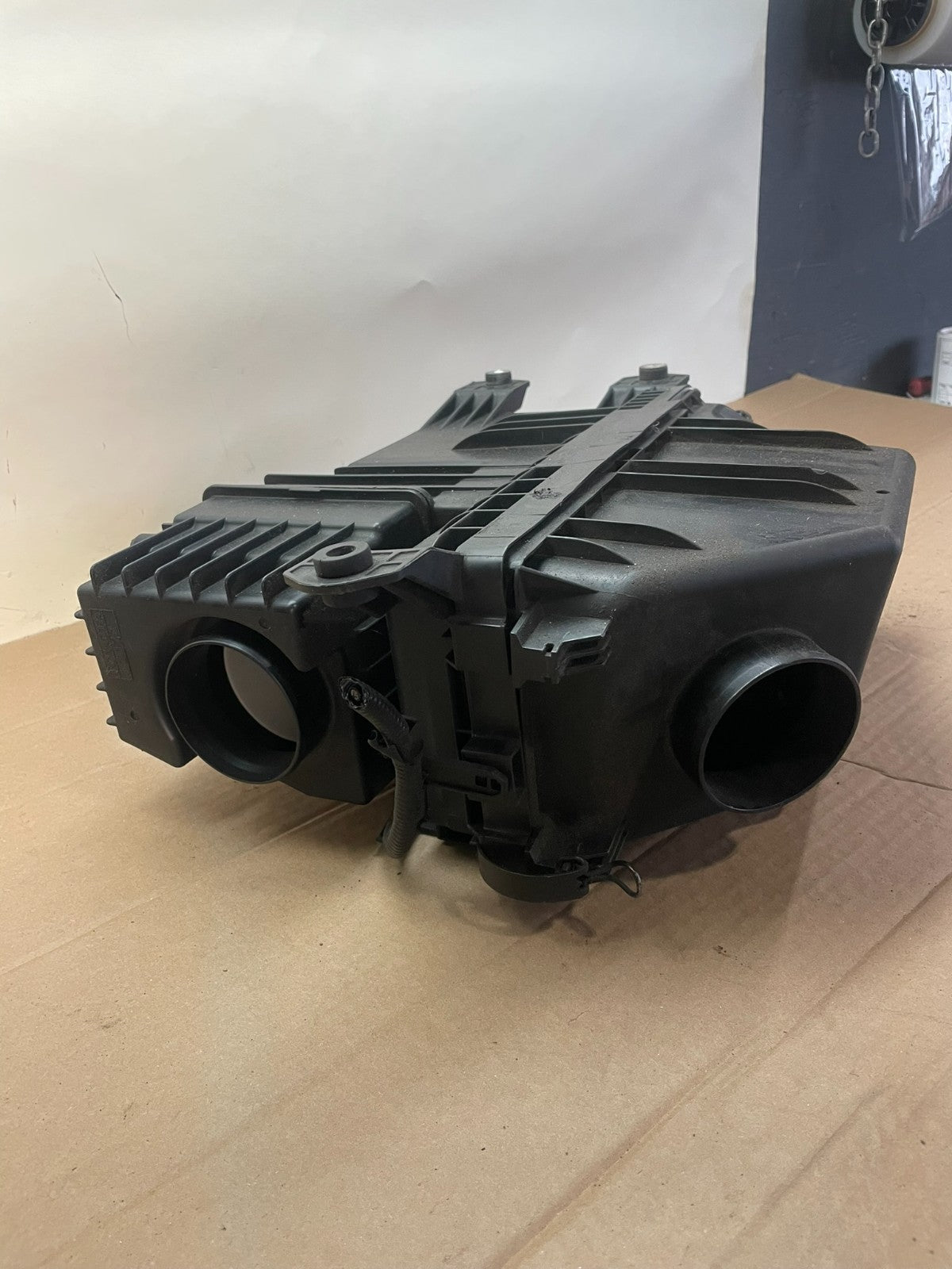 2006 - 2008 Lexus RX400h Air Intake Resoantor Box ag7827 DG1