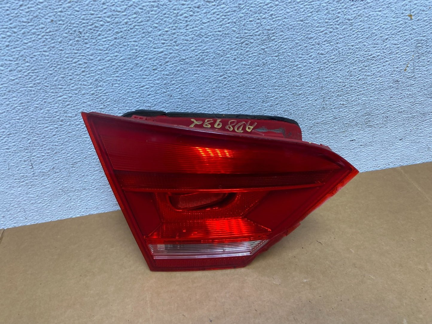 2012 to 2015 Volkswagen Passat Left Driver Lh Inner Tail light AD8982 DW0