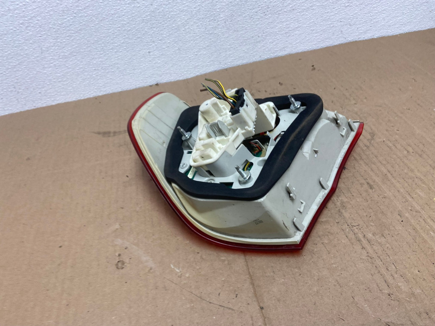 2009 2010 BMW 323i 325i 328i 335i 3 Series Left Driver Tail Light OEM AB8174 LK4