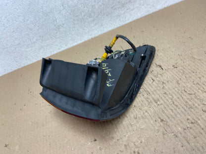 1998 1999 2000 Toyota Sienna Left Driver Tail light AF2914 LK6