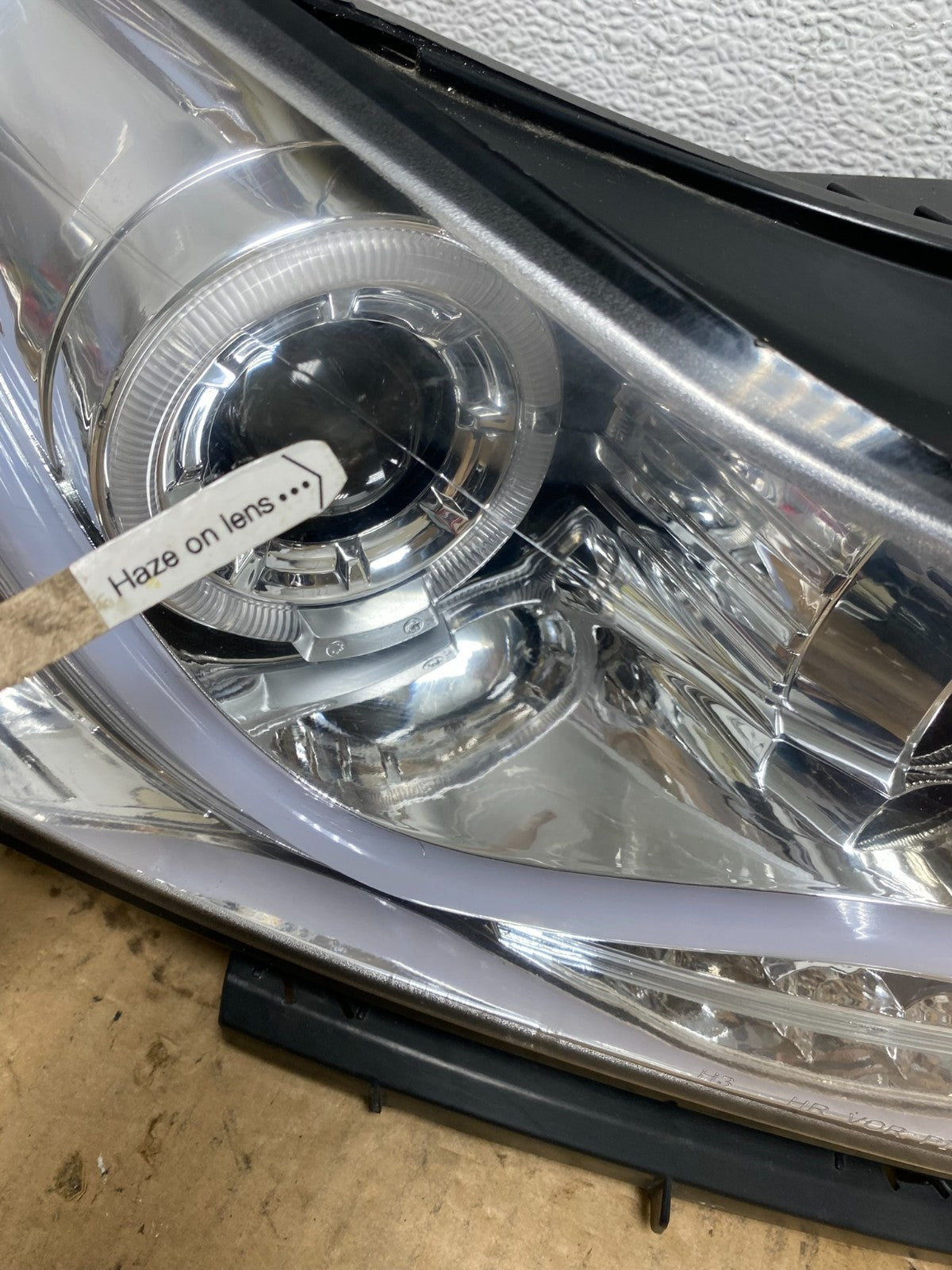 2011 to 2015 Chevrolet Cruze Halogen Left+Right Set Headlights AC7721 DG5