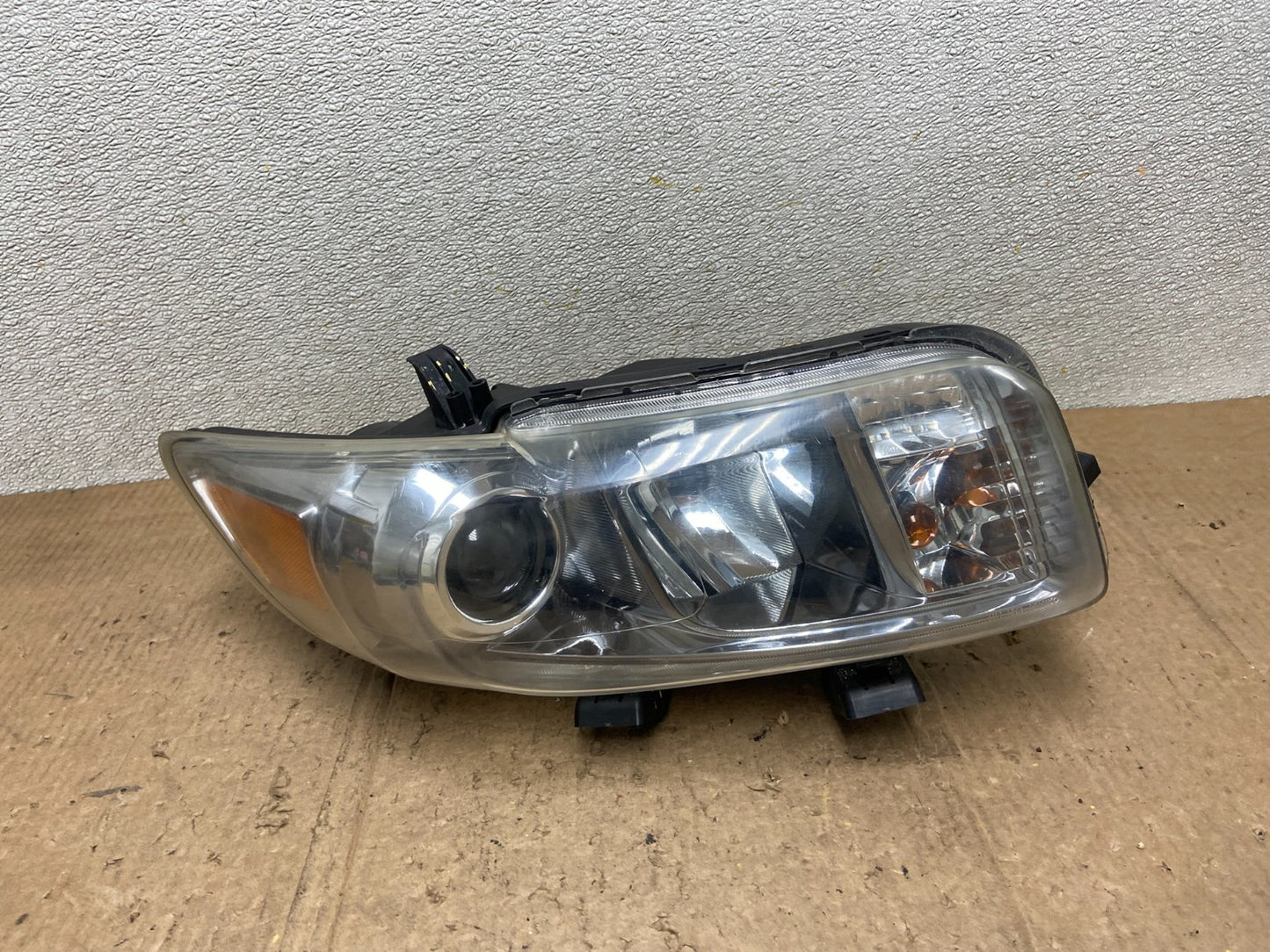 2008 2009 2010 Scion XB Right Passenger RH Headlight Halogen Oem AA8244 DW0