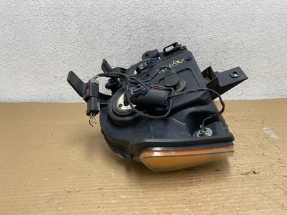 2005-2007 Jeep Grand Cherokee Left Driver LH Halogen Headlight AG9122 DW9