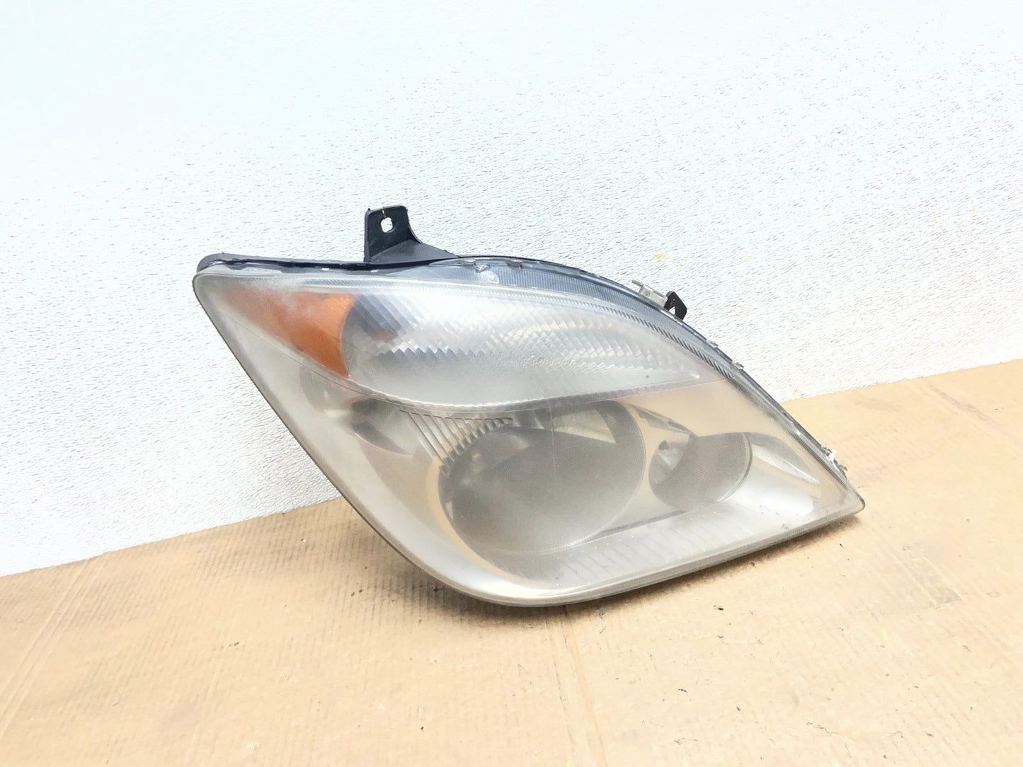 2007 to 2013 Mercedes Sprinter Headlight Right Passenger Halogen Oem AA6505 DW0