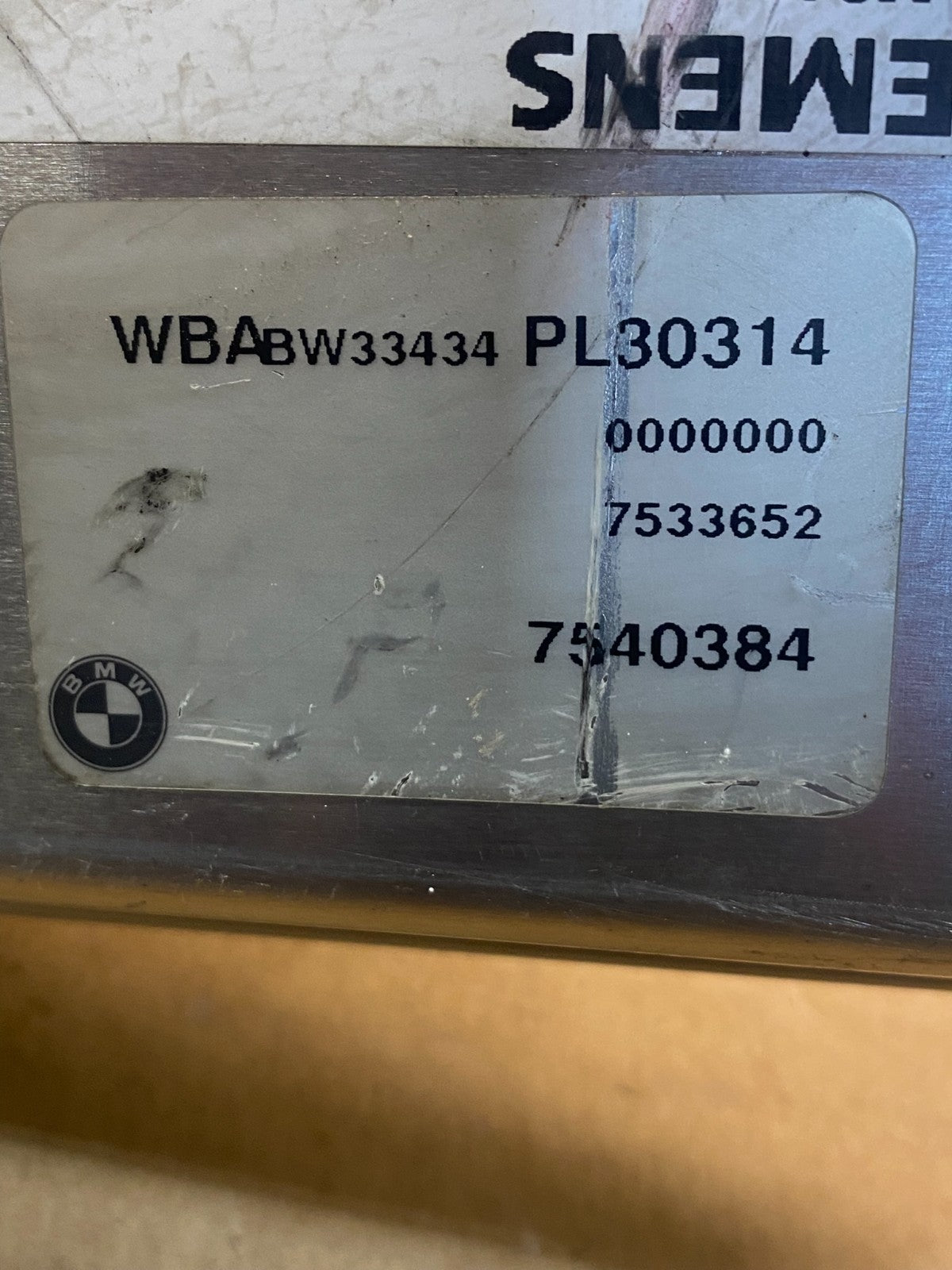 2004 2005 Bmw 530i Ecm Ecu Engine Computer Module AD7455 DG2