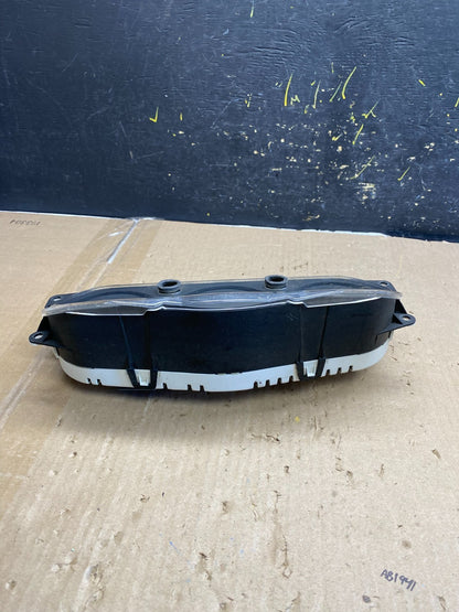 2004 to 2005 Jaguar XJ8 Instrument Cluster Gauge Speedometer AB2117 DG3