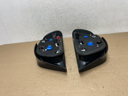 1999 to 2001 BMW E38 7-Series Left+Right Set Side Tail Light AG5898 DG8