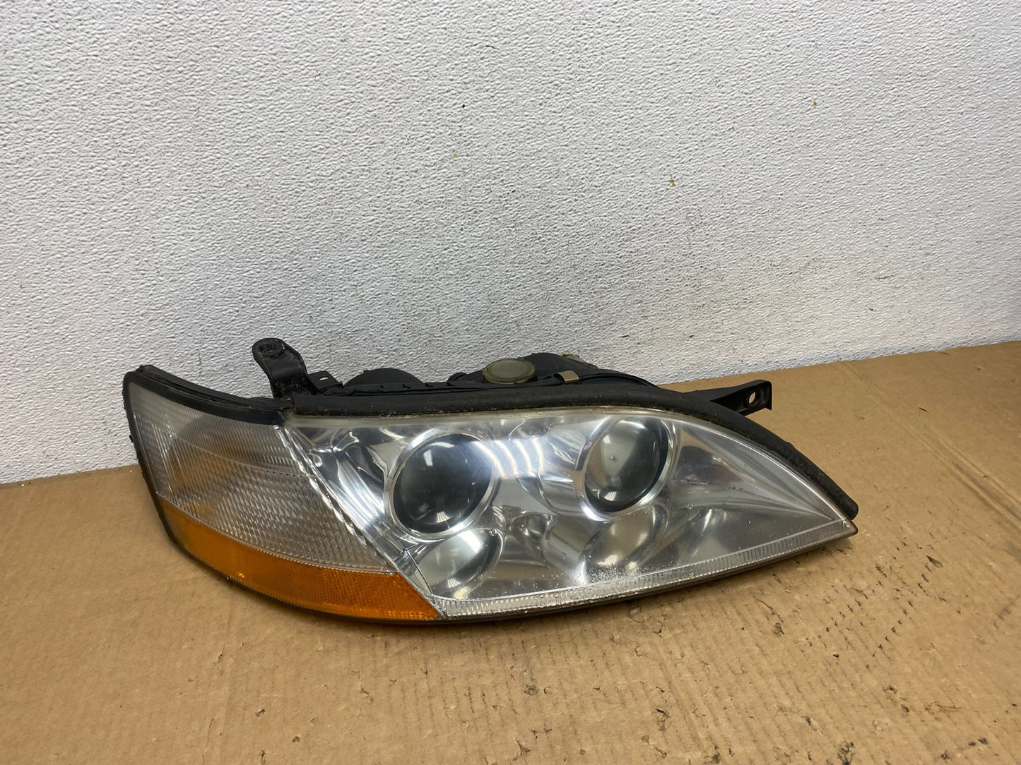 1992 to 1994 Lexus Es300 Right Passenger RH Headlight Halogen AD1079 DW0