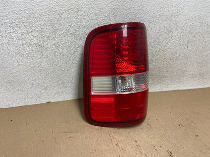 2004 to 2008 Ford F150 F-150 Left Driver LH Side Tail Light AH5916 LK1