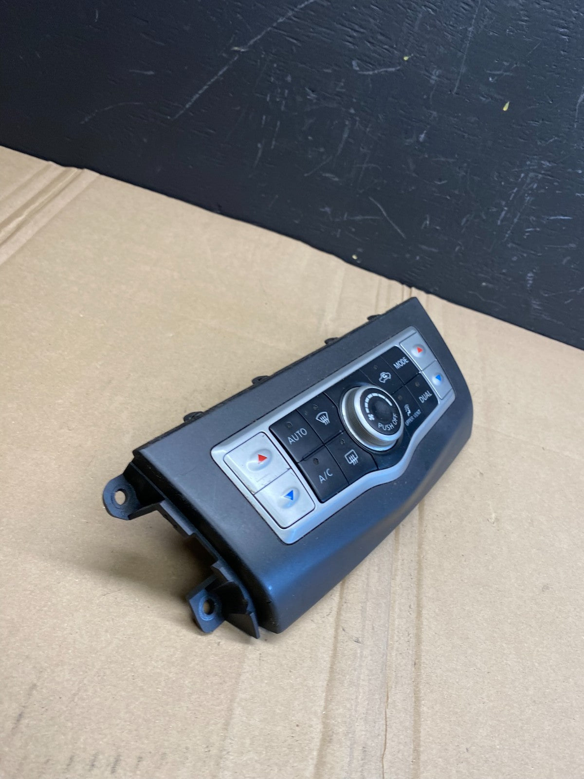 2009 - 2012 Nissan Murano Temperature Climate A/C AC Control Panel ab8646 DG1