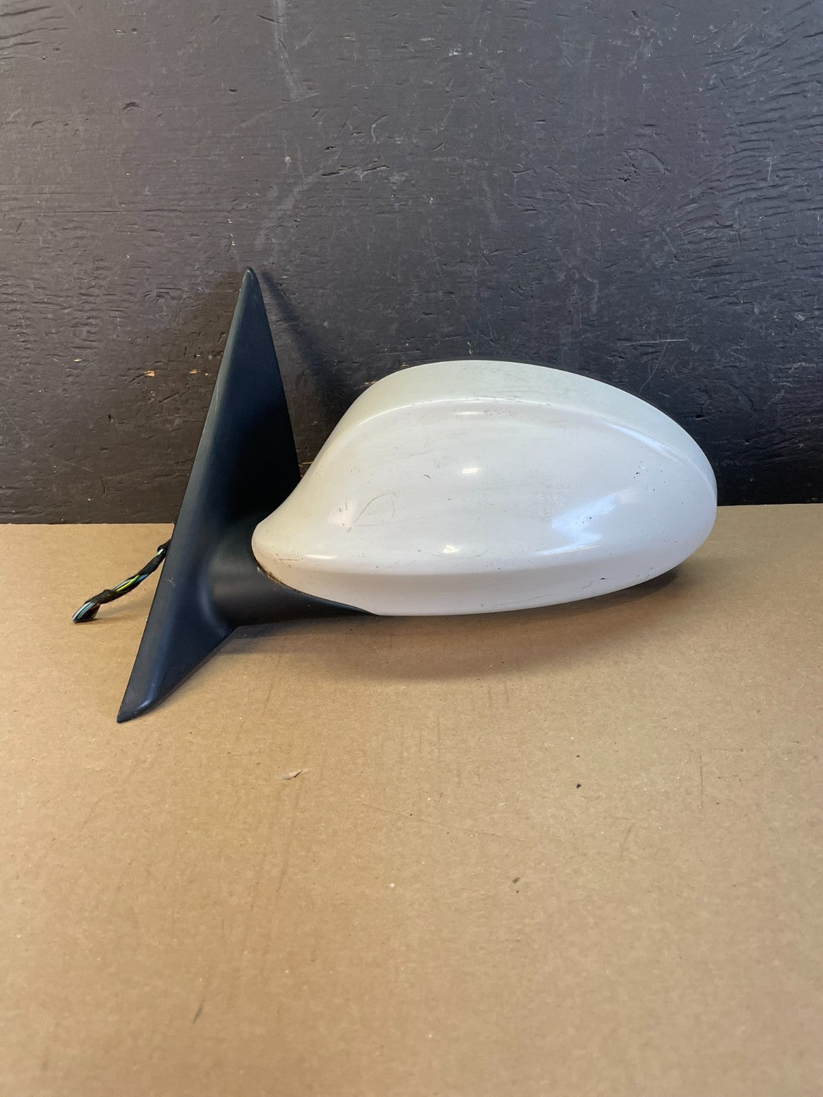 2006 to 2008 BMW 325i Left Driver LH Side View Door Mirror AE1096 DW0