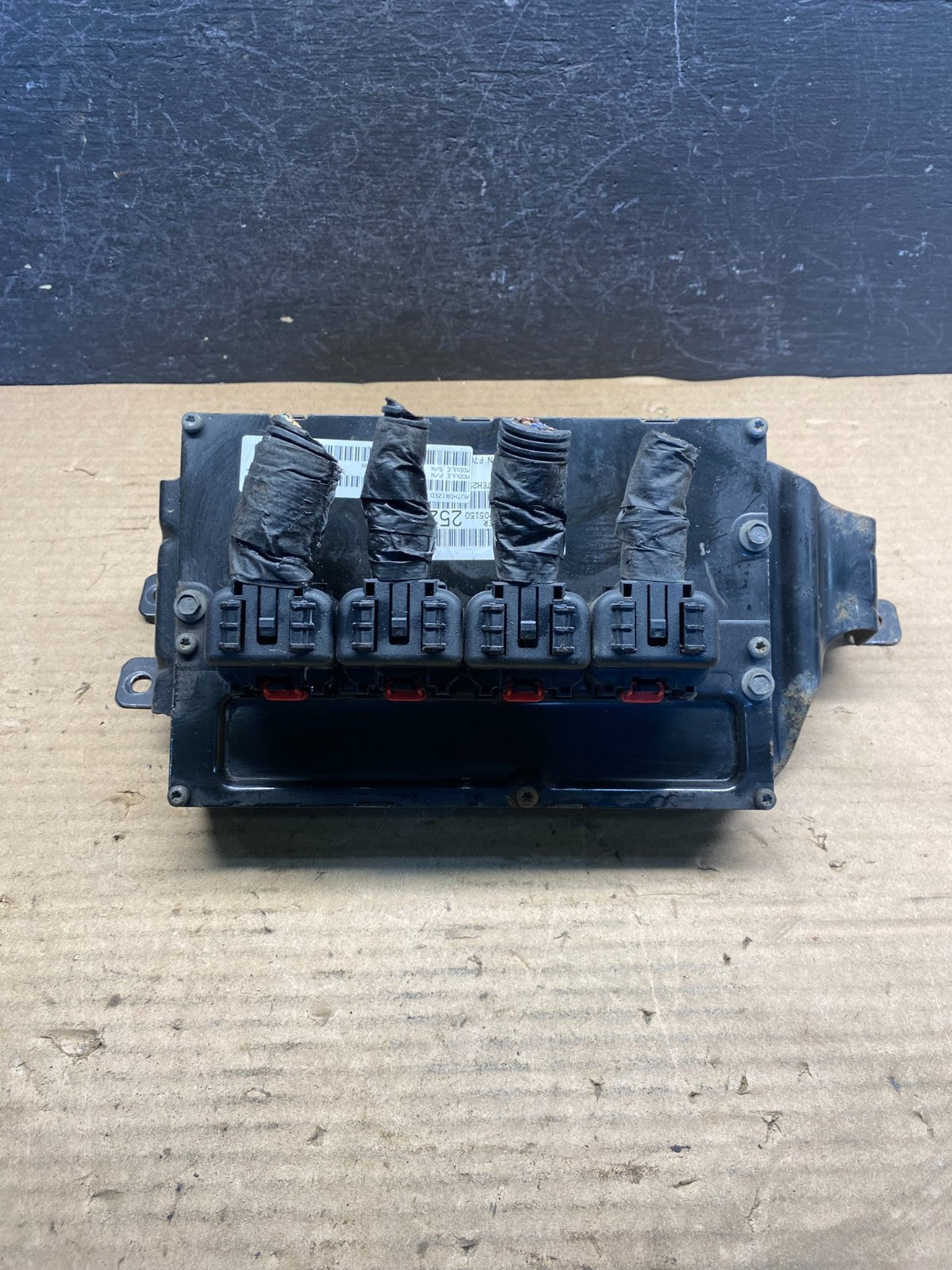 2008 2009 Caravan Town & Country 3.8L Engine Control Unit ECU Module AE0180 DG0