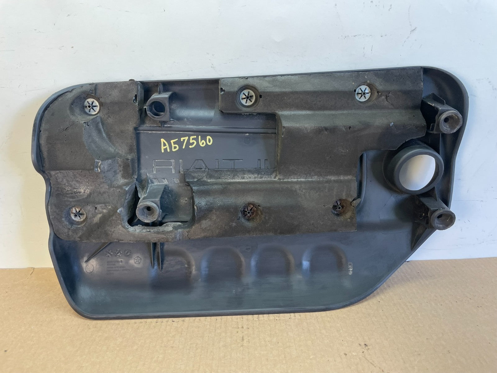 2015 to 2017 Chrysler 200 Engine Cover Top Lid Cover AG7560 DG3