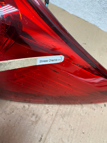 2015 - 2019 Subaru Outback Right Passenger RH Tail Light AE9319 LK4