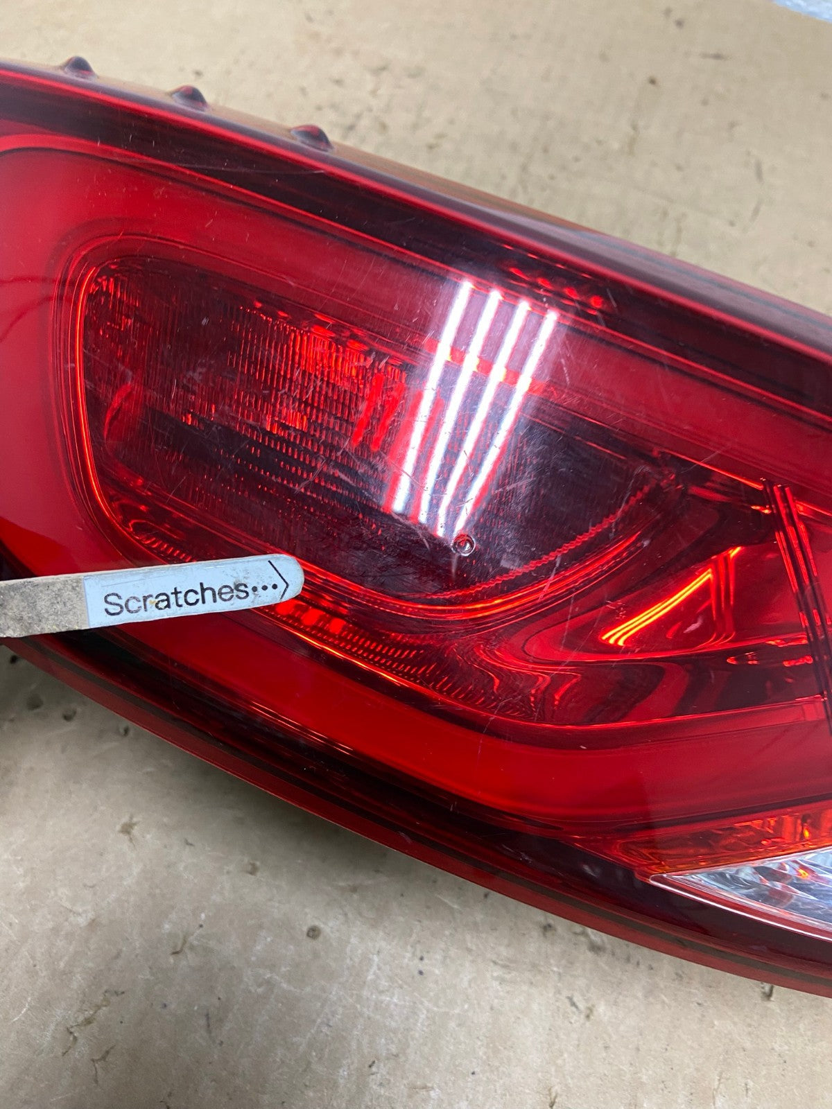 2015 2016 2017 Chrysler 200 Sedan Left Driver LH Side Tail Light AD3101 LK3