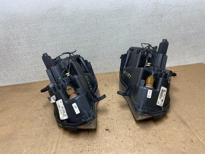 2008 to 2016 Chrysler Town and Country Left+Right Side Headlights AA7122 DW11