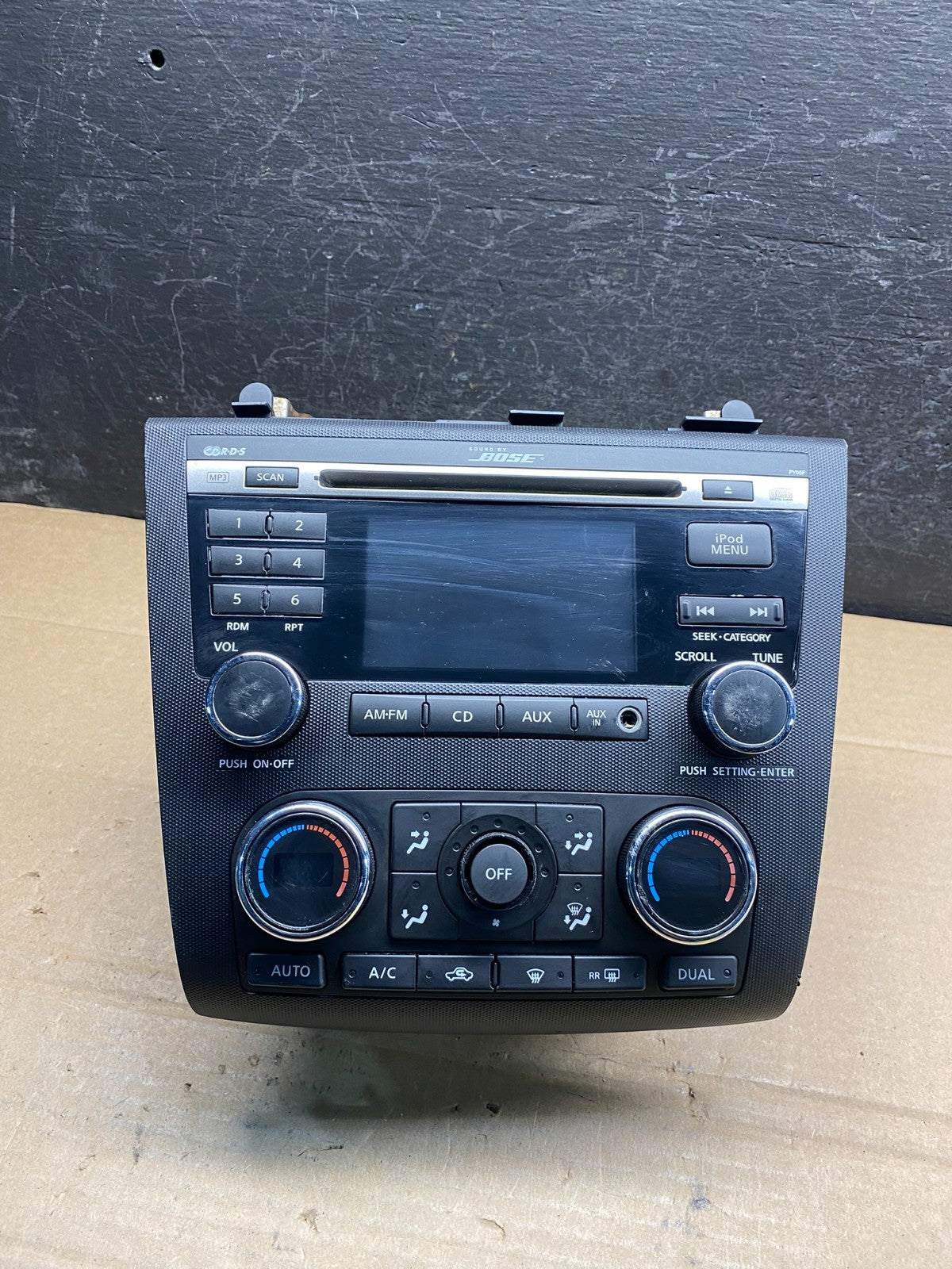 2010 to 2012 Nissan Altima Radio Cd Mp3 Player AUX Climate Control AE8180 DG0