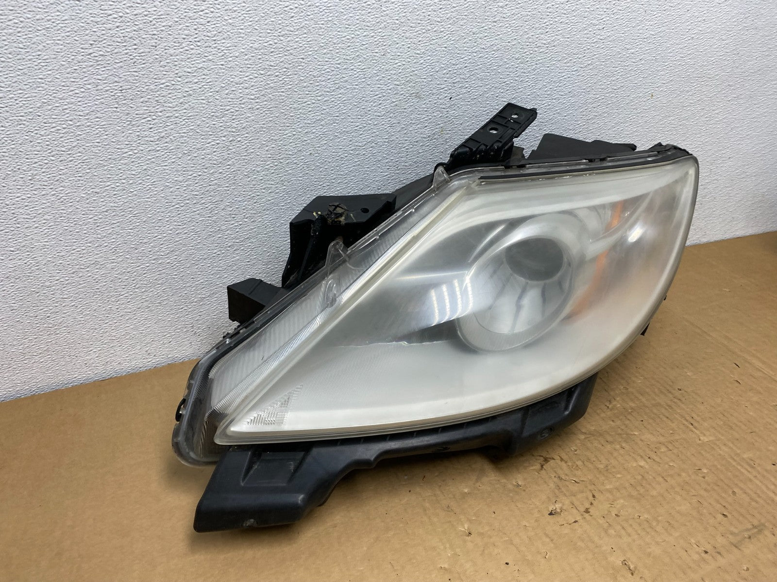 2010 - 2012 Mazda Cx9 Cx-9 Left Driver LH Headlight Halogen AC7606 DW2
