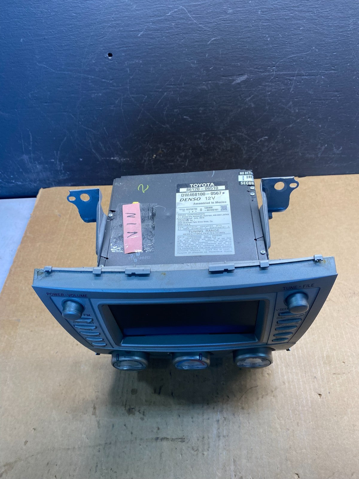 2010 2011 Toyota Camry Radio AM/FM Climate Control ac6937 DG3