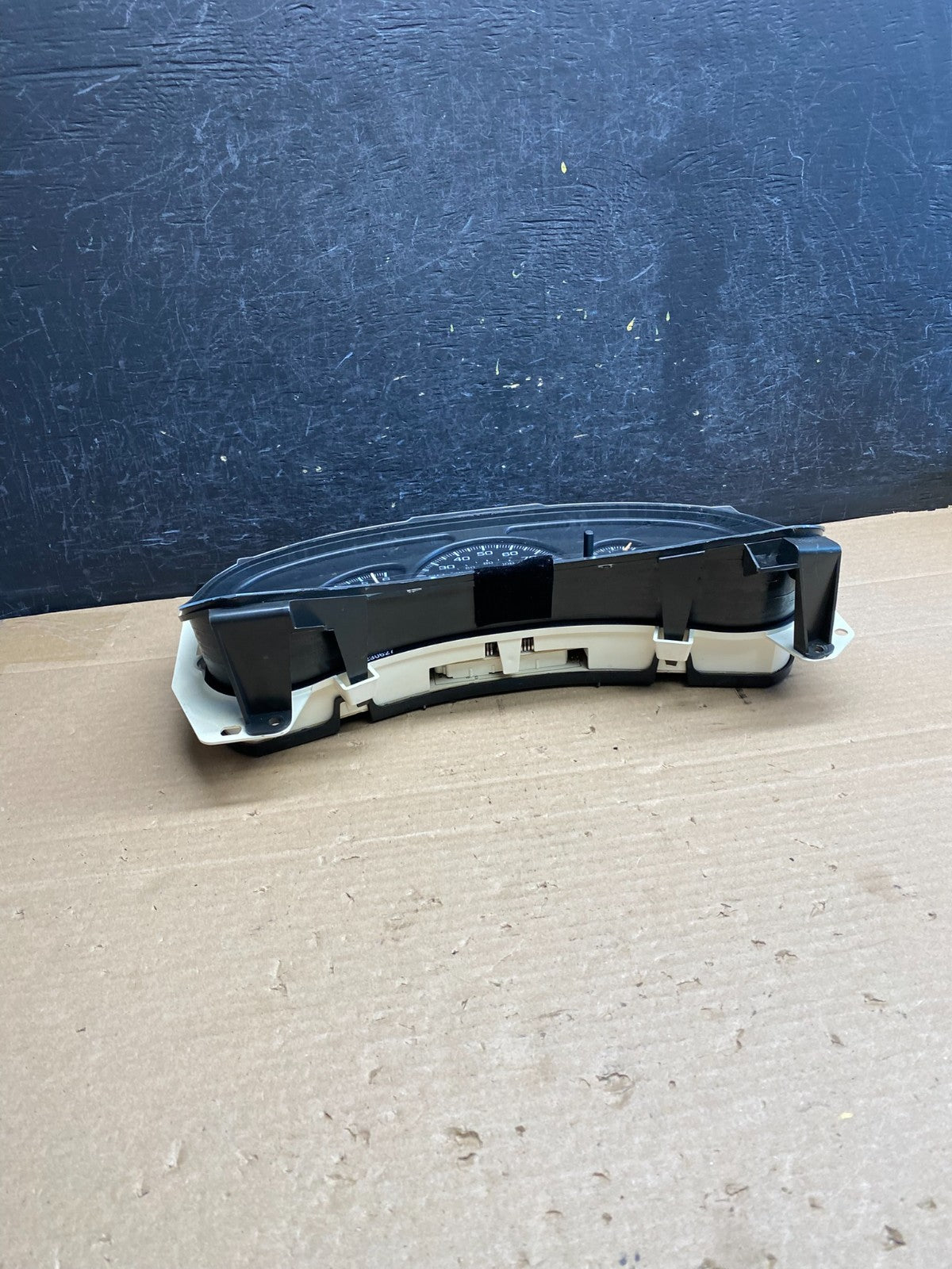 2002 GMC Yukon Speedometer Cluster Gauge AG6287 DG4