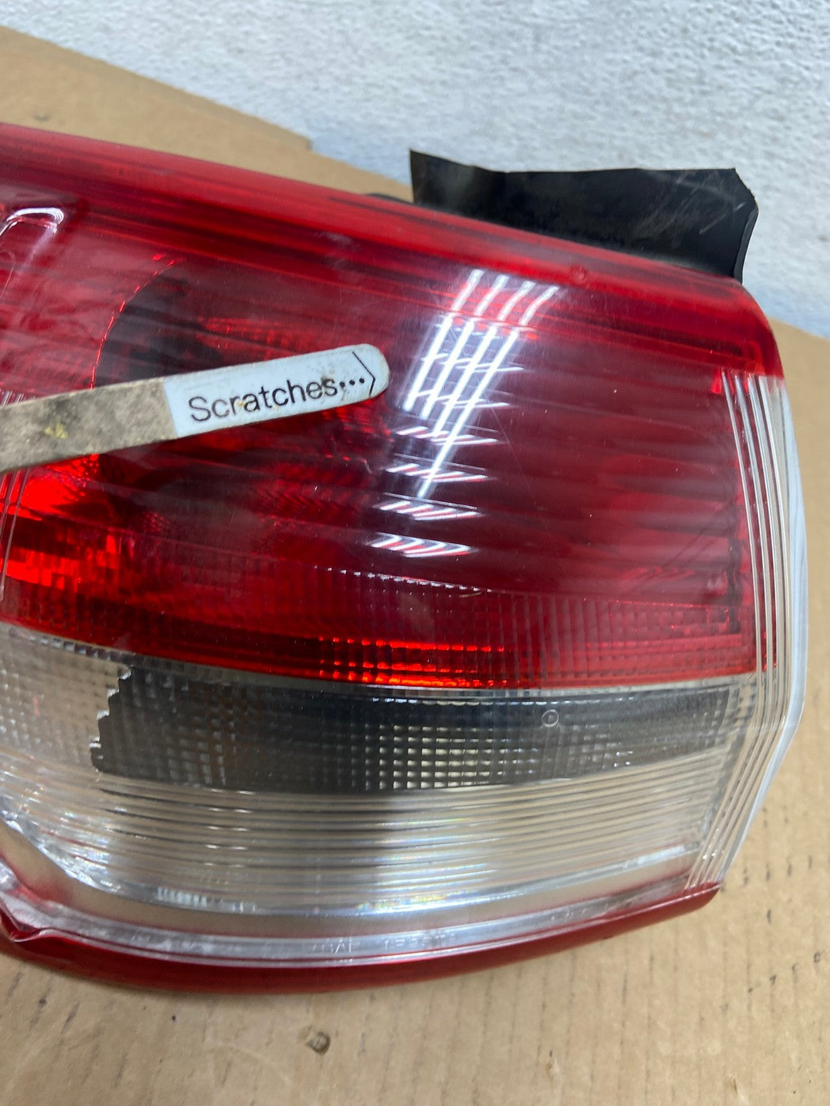 2013 to 2016 Ford Escape Left Driver LH Side Tail Light AD0781 LK3