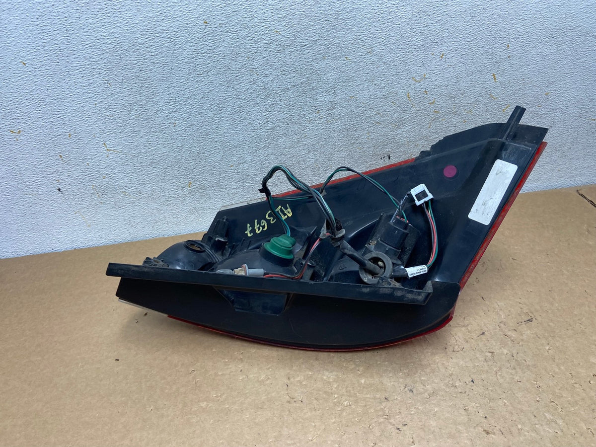 2004 to 2009 Nissan Quest Right Passenger RH Side Tail Light AI3677 LK9