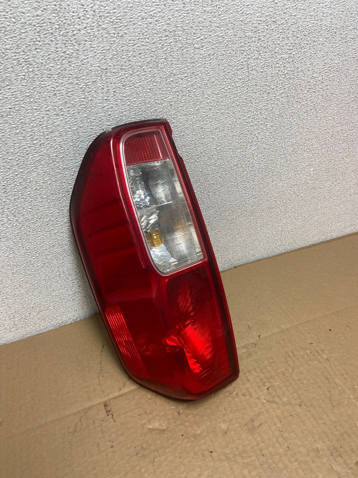 2005 to 2014 Nissan Frontier Right Passenger RH Side Tail light OEM AB6166 LK2