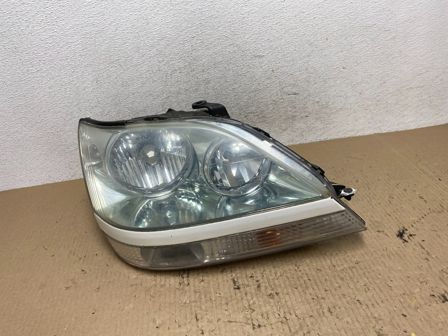 2001 2002 2003 Lexus RX300 Right Passenger Headlight Xenon HID AF7113 DW0