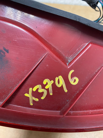 2001 - 2002 Kia Optima Left Driver LH Side Tail light Oem X3796 DG7