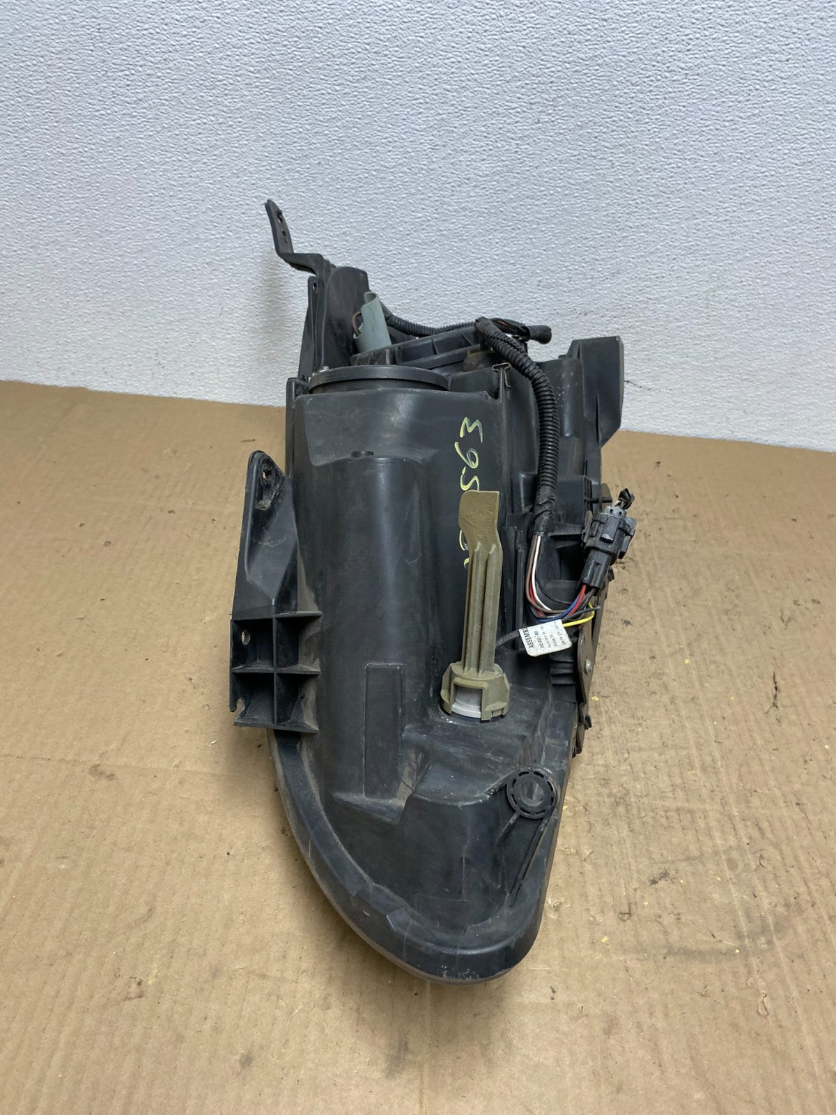 2013 - 2015 Nissan Sentra W/LED Halogen Right Passenger Headlight AB8563 DW8