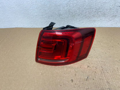 2013 - 2014 Volkswagen Jetta Hybrid Right Passenger LED Tail Light AF7954 GD0
