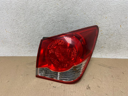 2011 2012 2013 2014 Chevrolet Cruze Right Passinger RH Side Tail Light AH6951 LK0