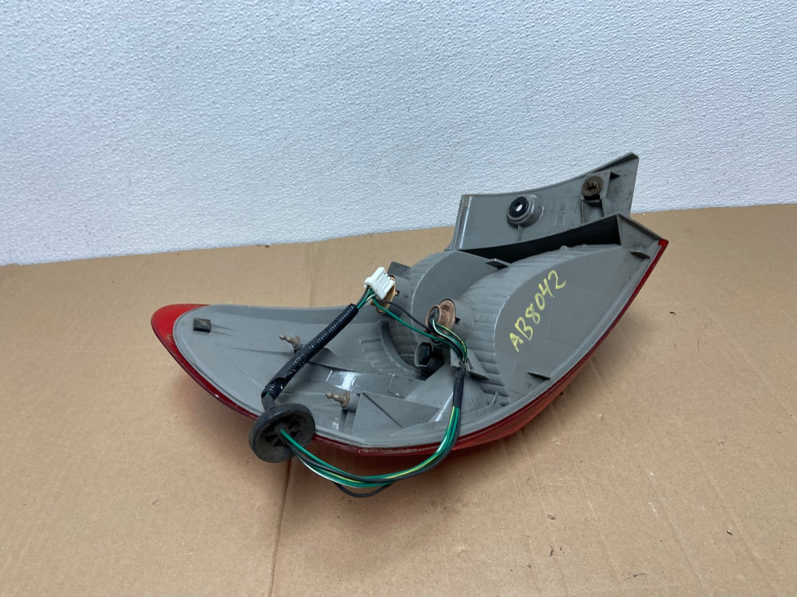 2008 to 2015 Nissan Rogue Right Passenger Rh Side Tail Light Oem AB8042 LK5