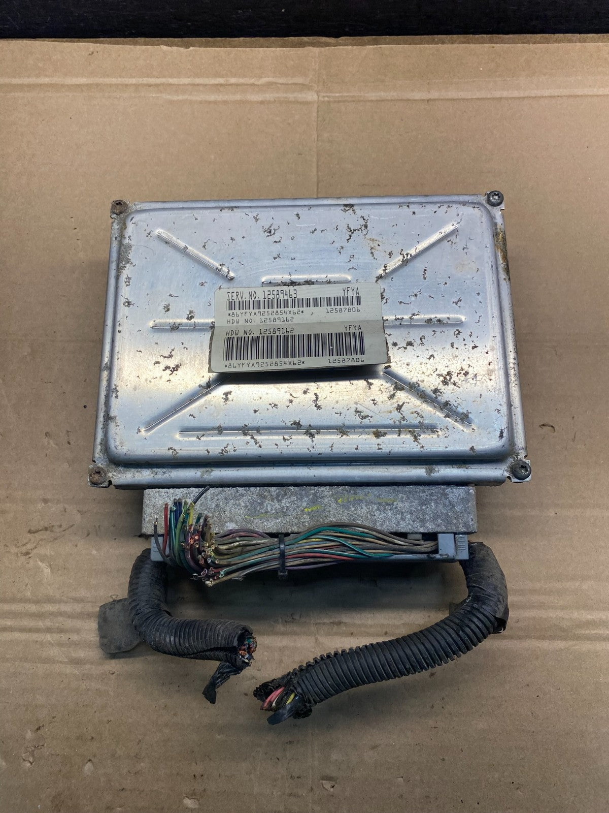 2003-2006 Chevrolet Tahoe Silverado Engine Control Unit Module ECM ECU AE9900 DW0