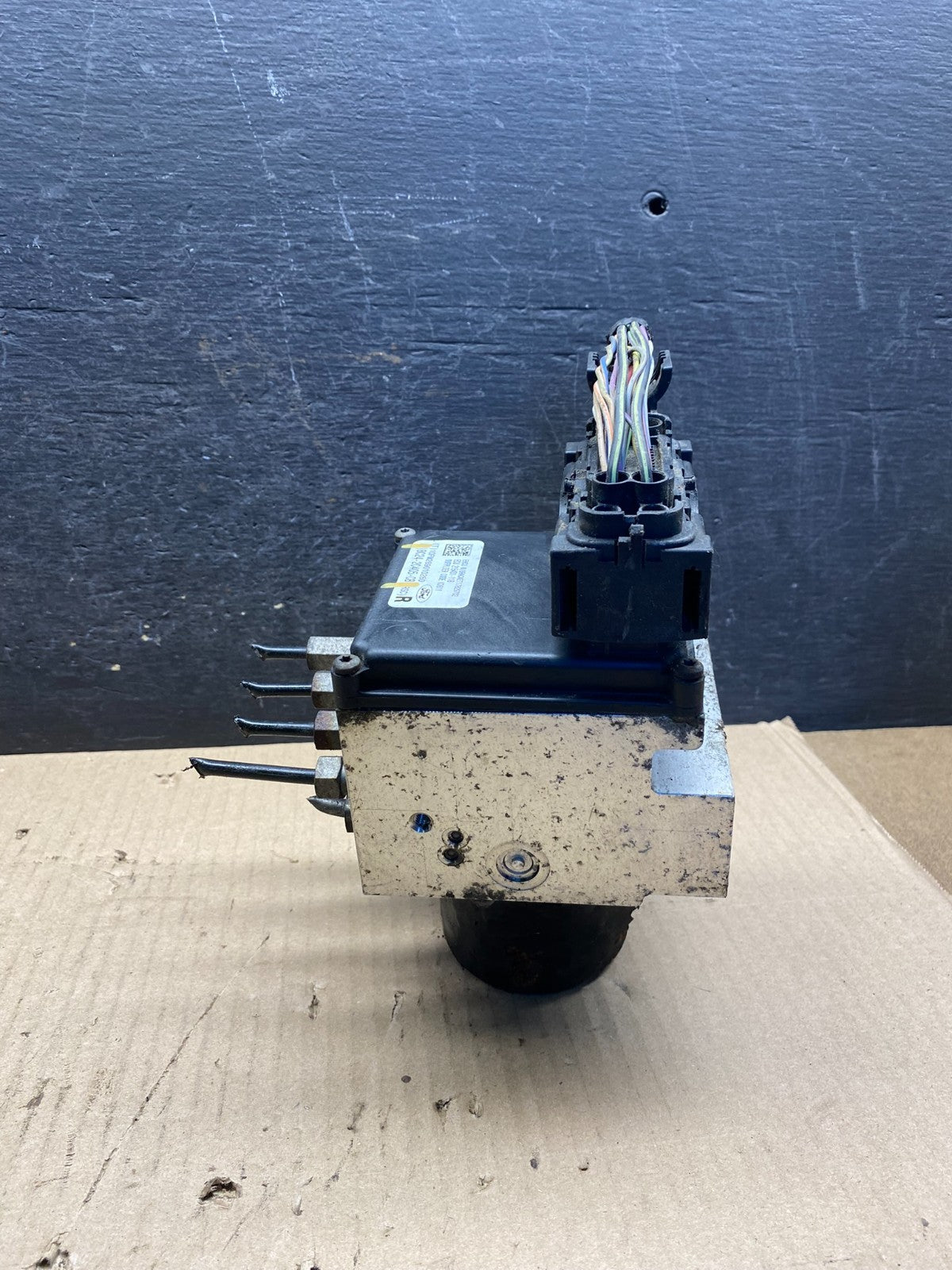2011 - 2014 Ford E250 E350 Van ABS Anti Lock Brake Pump Module AI7270 DG2