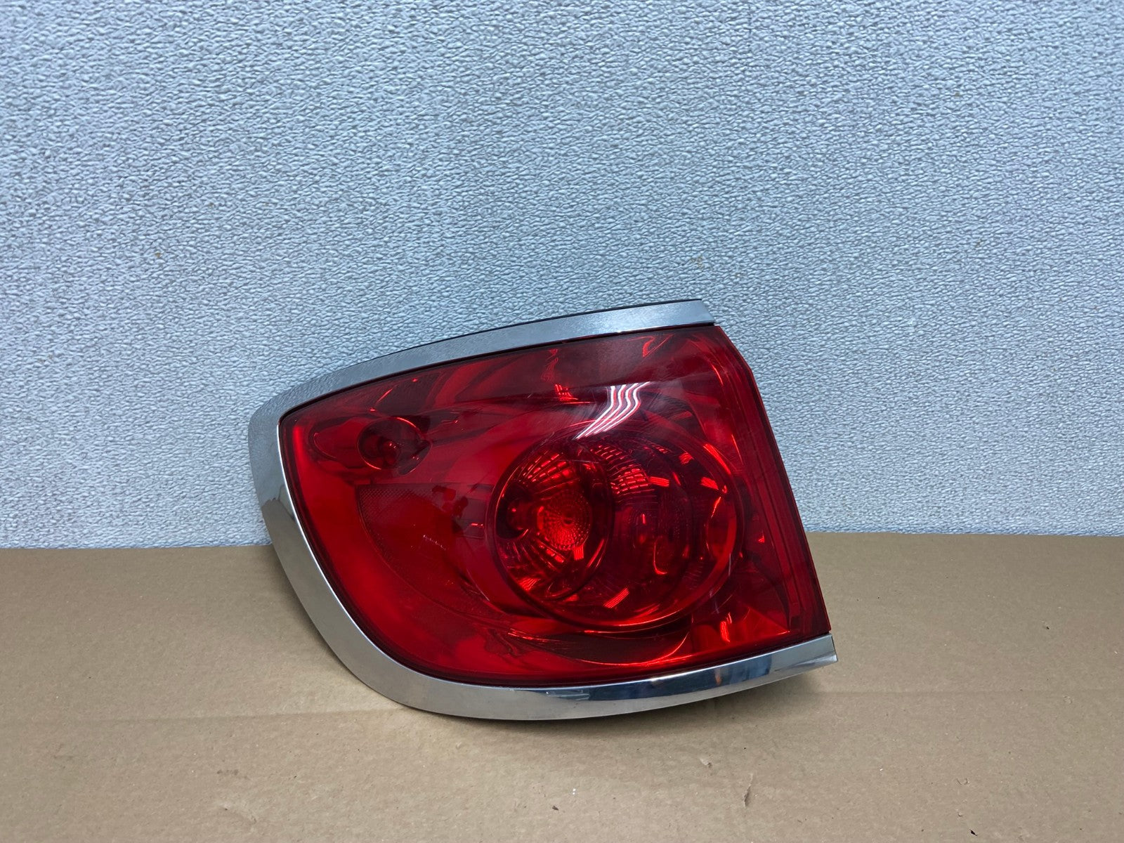 2008 to 2012 Buick Enclave Left Driver Side Lh Tail Light AB6095 LK0